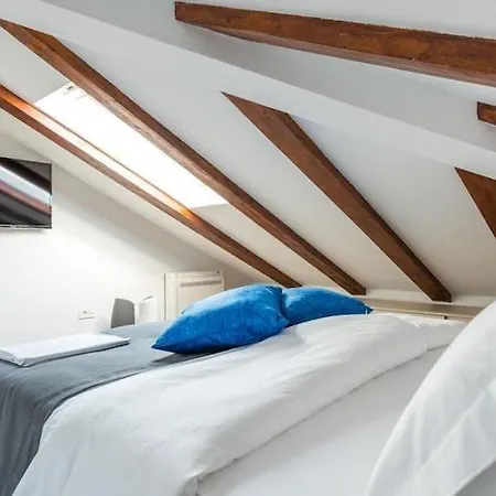 Apartman Arla Exclusive - Premium One Bedroom With Balcony